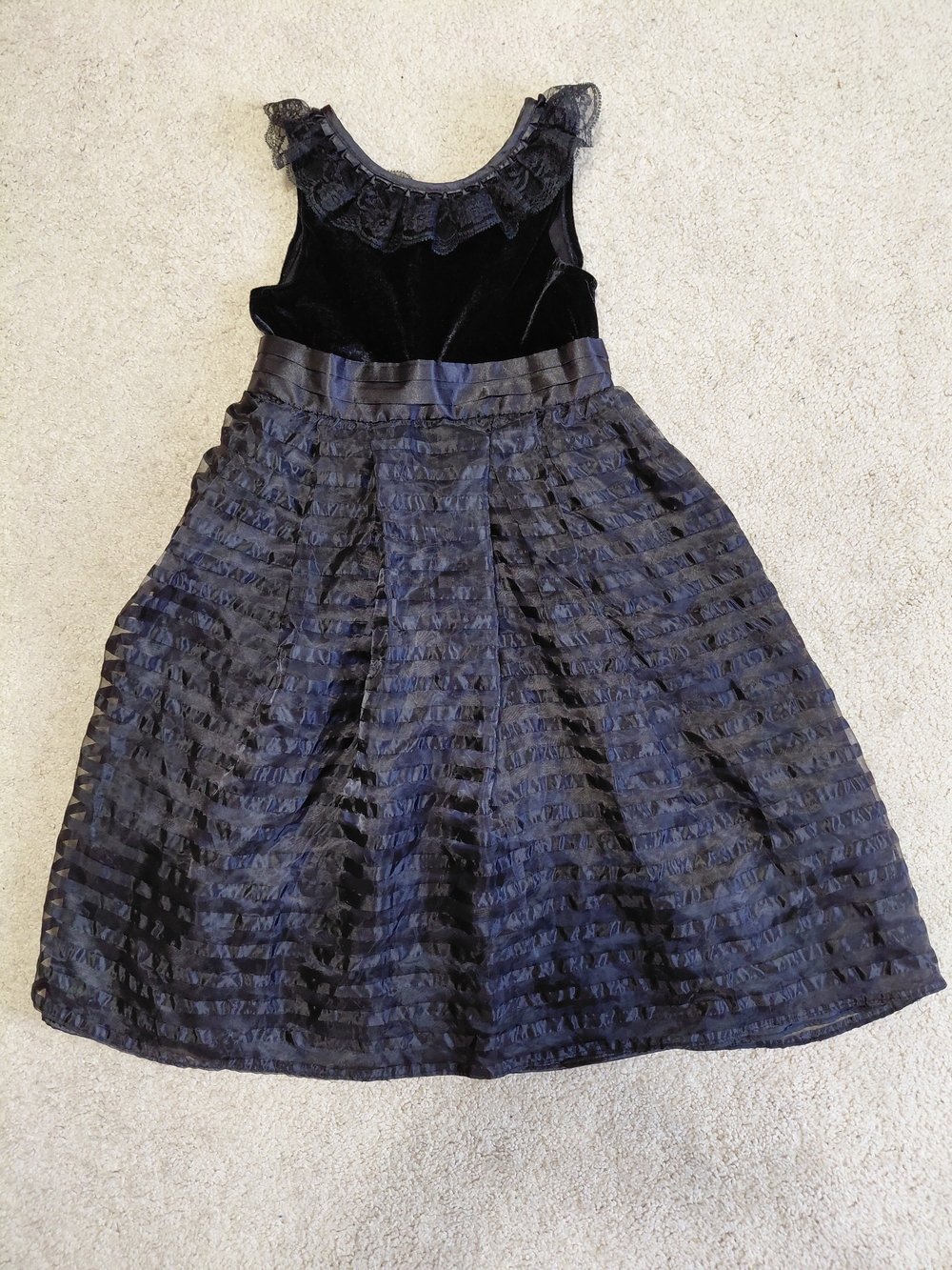 Laura Ashley Black Velvet Bodice & Ruffled Lace Skirted Dress Girls